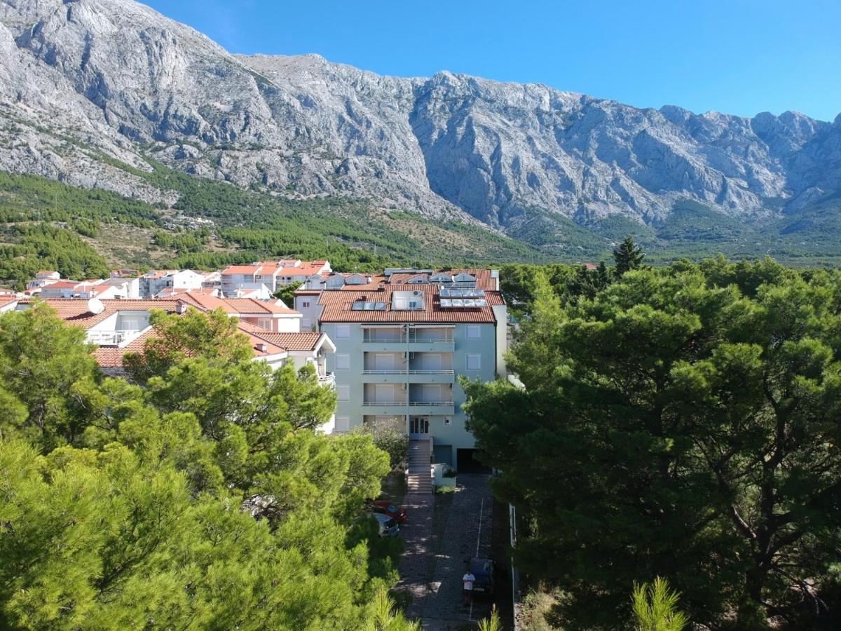 Ruza&Nikolina "1" Apartmani - Baška Voda Eksteriør billede