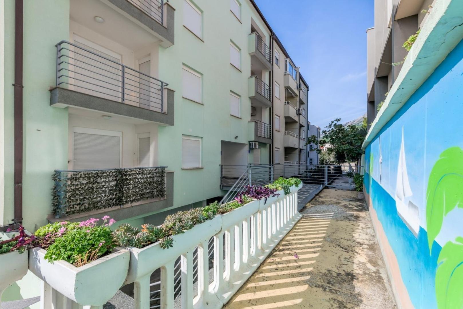Ruza&Nikolina "1" Apartmani - Baška Voda Eksteriør billede