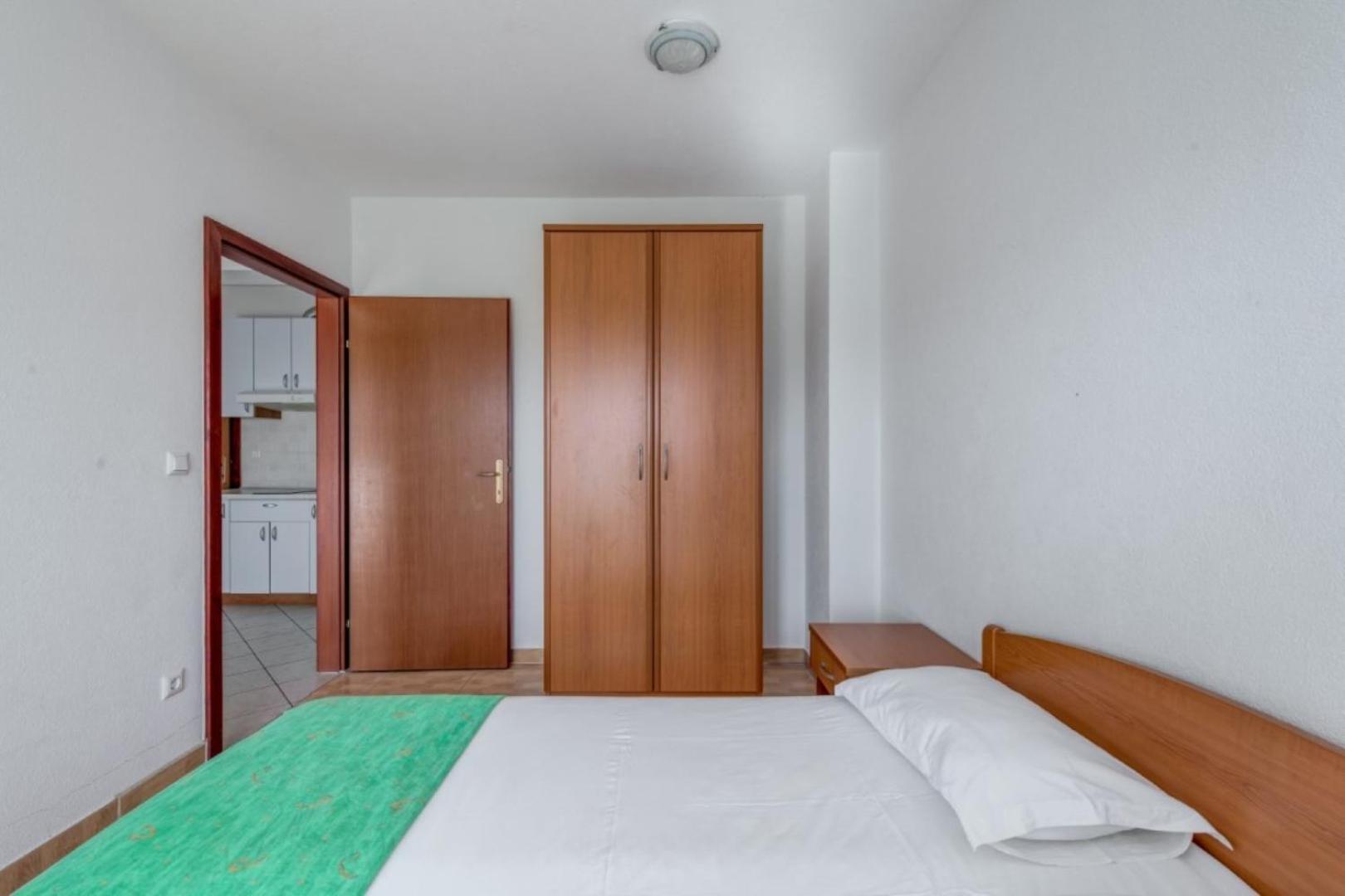 Ruza&Nikolina "1" Apartmani - Baška Voda Eksteriør billede