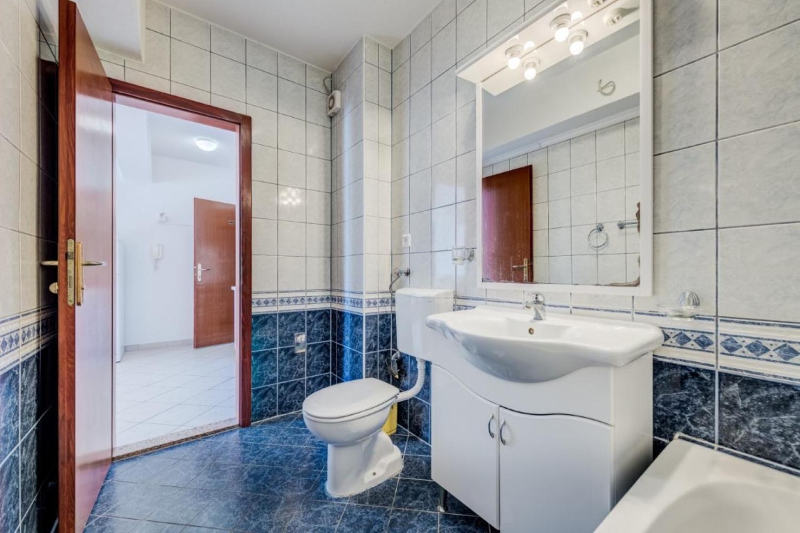Ruza&Nikolina "1" Apartmani - Baška Voda Eksteriør billede