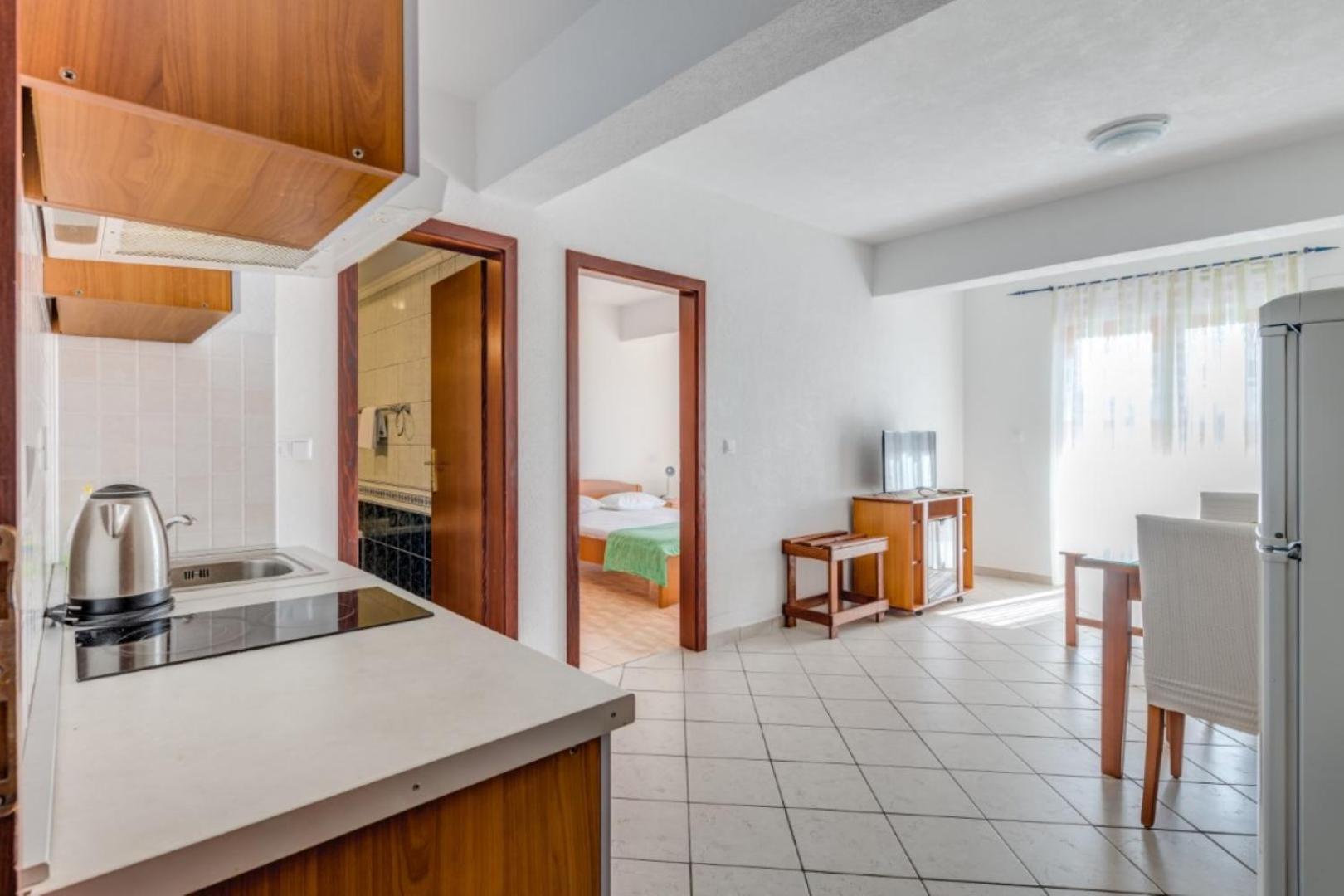 Ruza&Nikolina "1" Apartmani - Baška Voda Eksteriør billede