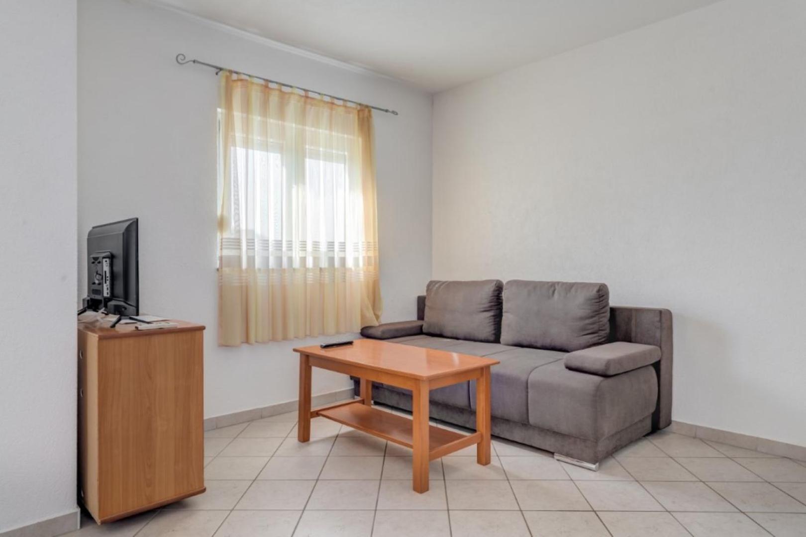 Ruza&Nikolina "1" Apartmani - Baška Voda Eksteriør billede